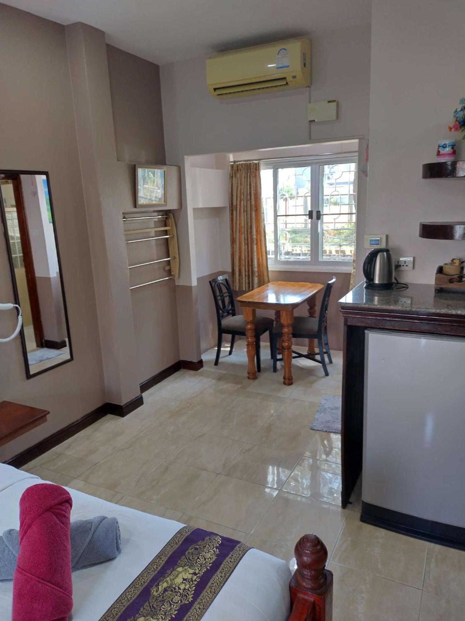 Mai Thai Guest House Khon Kaen Bagian luar foto
