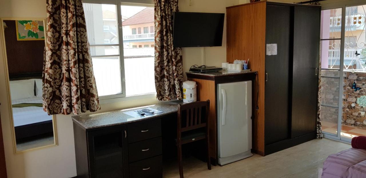 Mai Thai Guest House Khon Kaen Bagian luar foto